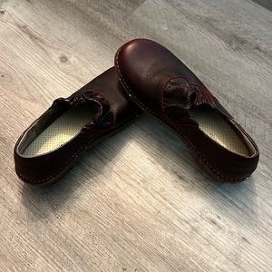 El Naturalista slip-on shoes size 38